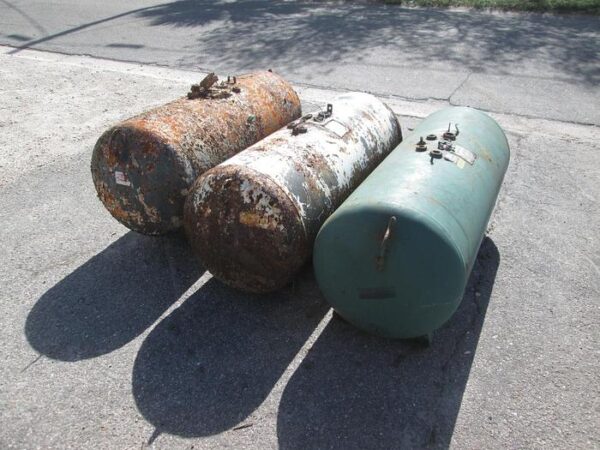 used-120-gallon-propane-tank